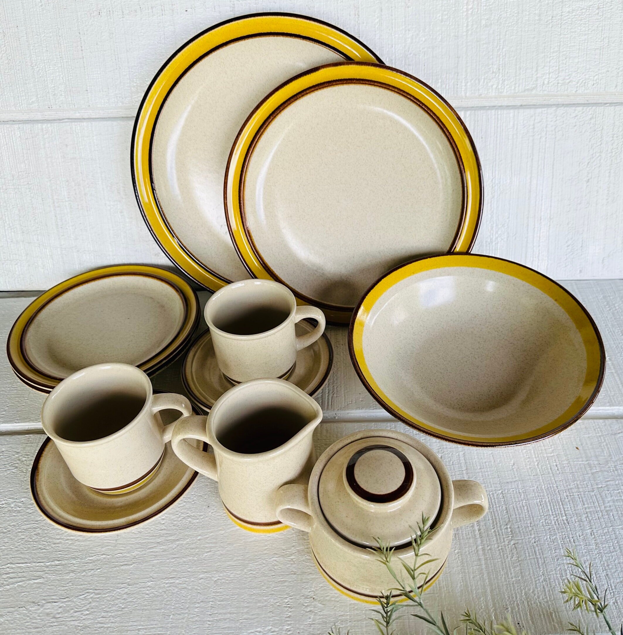 1970s Stoneware Dishes Yamaka ORLENA International Suncraft SY