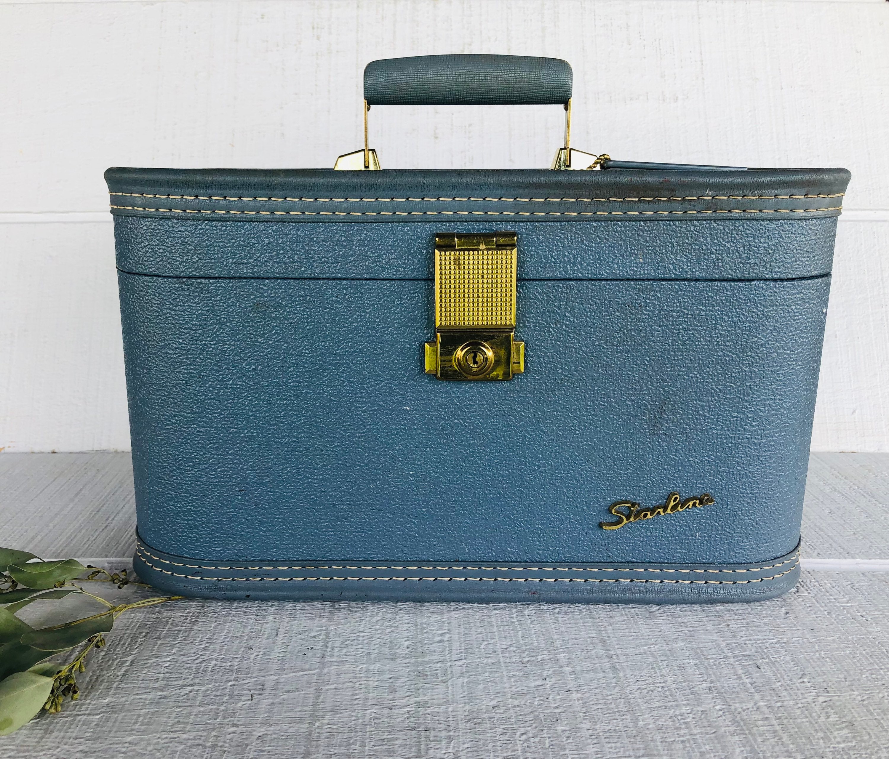 Mid 20th Century Vintage Luggage Monarch Train Case