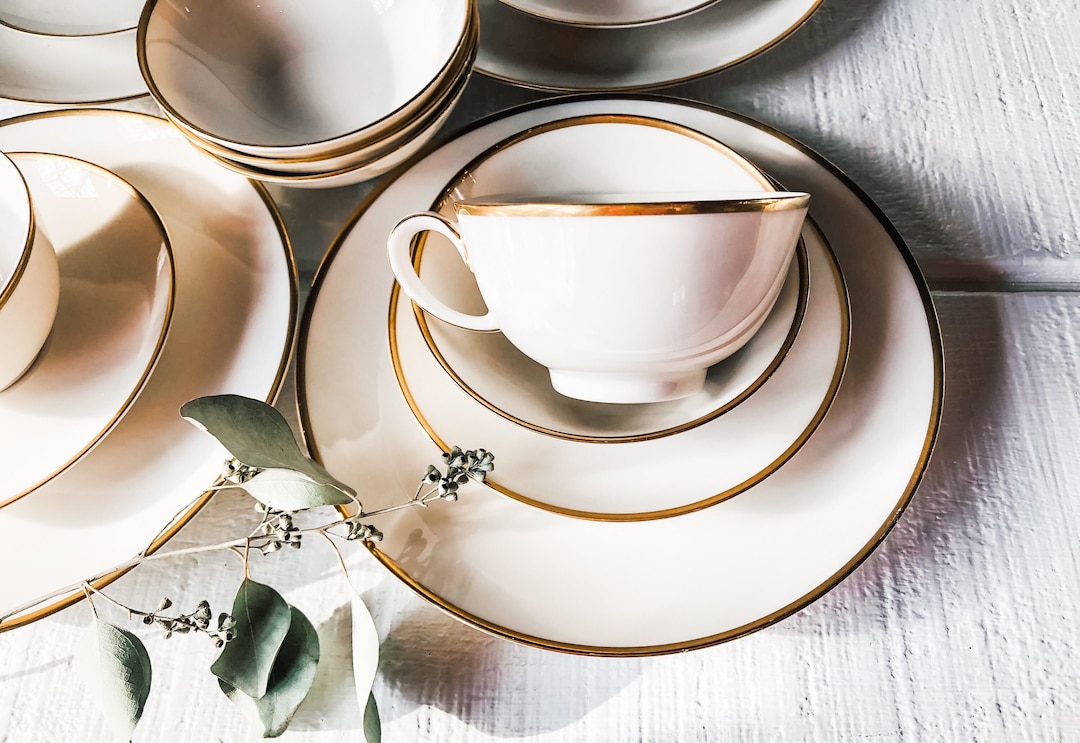 【美品】Noritake CONTEMPORARY Ivory China 金縁 1960s Ivory China Gold Trim Dessert Plate Set Cups Saucer Mid
