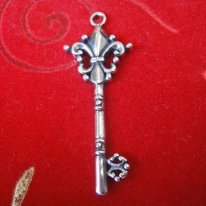925 sterling silver oxidized fleur de lis key charm, pendant, fleur de lis, fleur de lis key, silver key pendant, silver key, large key