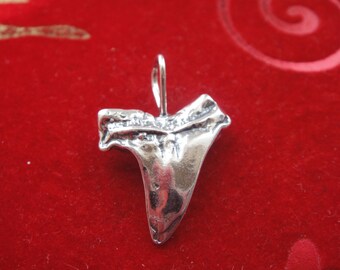 925 Sterling Silver Oxidized Shark Tooth, Silver Shark Tooth