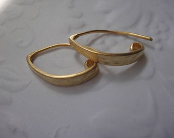 2 pc. Vermeil, 18k gold over 925 sterling silver Flattened Front Earwires, matte gold hammered flat front ear hooks, vermeil ear hooks,