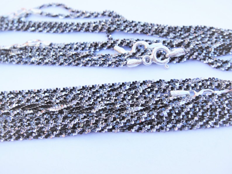925 Silver Twisted Serpentin Chain 2 Tone (Gunmetal / Silver) 1,8 mm 30 tum, 30 tums finish tvåfärgad twisted chain gunmetal silver bild 1