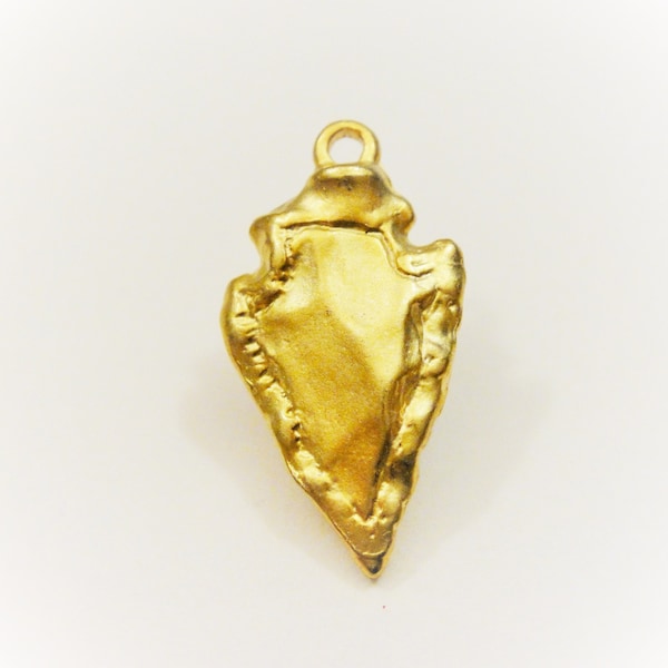 Vermeil, or 18 carats sur 925 flèche en argent sterling charme ou pendentif, charme de flèche vermeil mat, flèche, flèche d’argent, pointe de flèche, flèche d’or