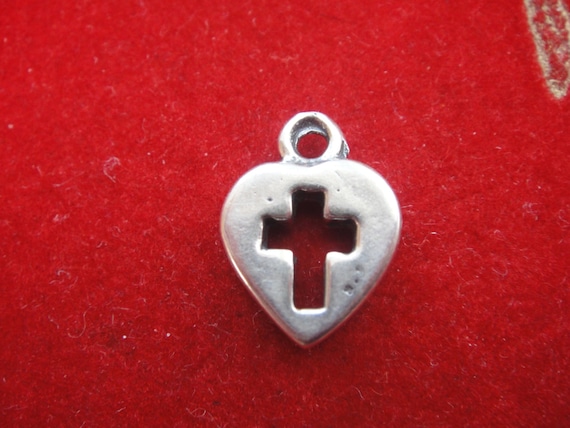 ★ENGBROX★ silver925 heart and cross necklace EBNL25014SV 61s3MxCIWYL.jpg
