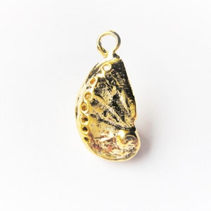 Vermeil, 18k gold over 925 sterling silver shell Charm, shiny gold oyster shell, cowrie shell, nautical sea shell, vermeil sea shell, oyster