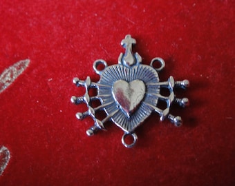925sterling silver oxidized holy Sacred Heart connector, silver sacred heart, religious medallion sacred heart, heart connector sacred heart