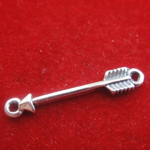 925 Sterling silver oxidized arrow connector, silver arrow, arrow connector, silver skinny arrow charm, silver arrow, arrow charm, arrowhead