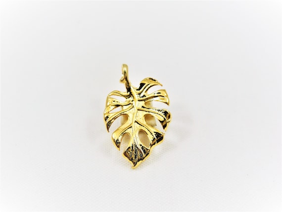 Vermeil, 18k gold plated over 925 sterling silver leaf charm, leaf, leaf charm, vermeil leaf, shiny gold leaf charm, nature charms, leaf