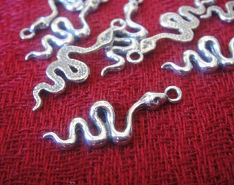 925 sterling silver oxidized  Snake Charm, or pendant, 1 pc., sterling silver sneak charm, snake, snake charm, silver snake charm, nature