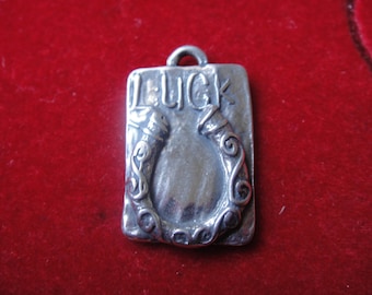 925 sterling silver horse shoe charm, Lucky horse shoe, silver horse shoe, rectangle charm with horse shoe printed, horse shoe, silver horse