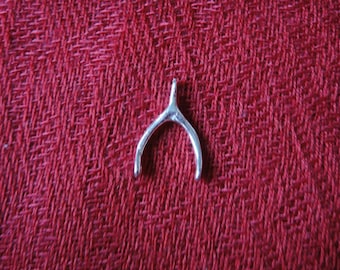 Charme de triangle oxydé en argent sterling 925, os de wish en argent sterling, wishbone, charme de triangle d’argent, wish bone, wish bone charm, wish