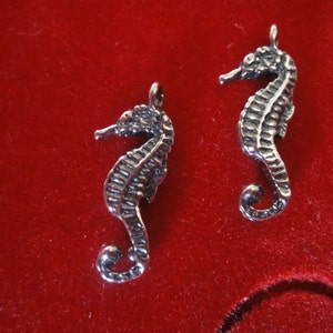925 sterling silver oxidized seahorse charm 1 pc., sterling silver sea horse charm, silver sea horse, sea life, nature charms, sea horse