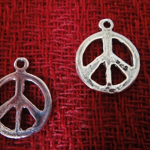 925 sterling silver oxidized  Peace sign charm, pendant 1 pc., sterling silver peace charm, silver peace, peace charm, silver peace sign