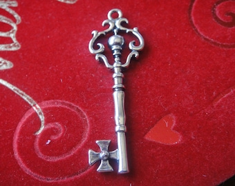 925 sterling silver oxidized large key charm, pendant, large key charm, silver key, key pendant, Large key, sterling silver large key charm