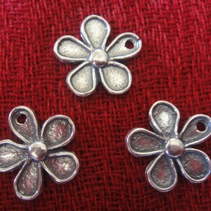 925 sterling silver oxidized flower charm, pendant 1 pc., sterling silver daisy charm, silver flower, flower, nature charm, silver daisy