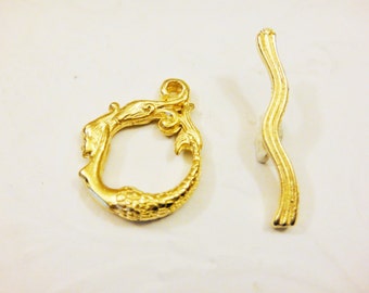 Vermeil, 18k gold over 925 sterling silver  mermaid clasp finding., matte gold mermaid clasp, vermeil mermaid clasp, mermaid, mermaid clasp