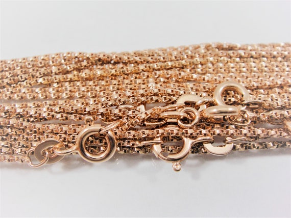 18k rose 2024 gold box chain