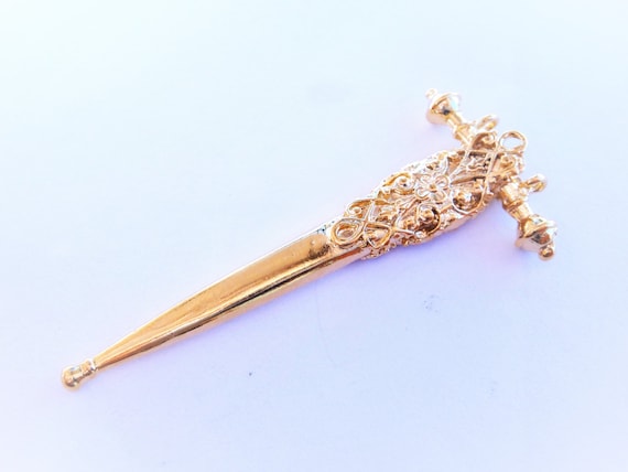 Vermeil, 18k gold over 925 sterling silver Finely Detailed Long Sword Pendant,shiny gold  sword, dagger, weapon, knife, battle fight