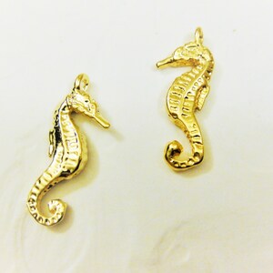 18k gold plated 925 sterling silver seahorse charm, vermeil seahorse charm, pendant, shiny gold sea horse, sea horse charm, gold sea horse