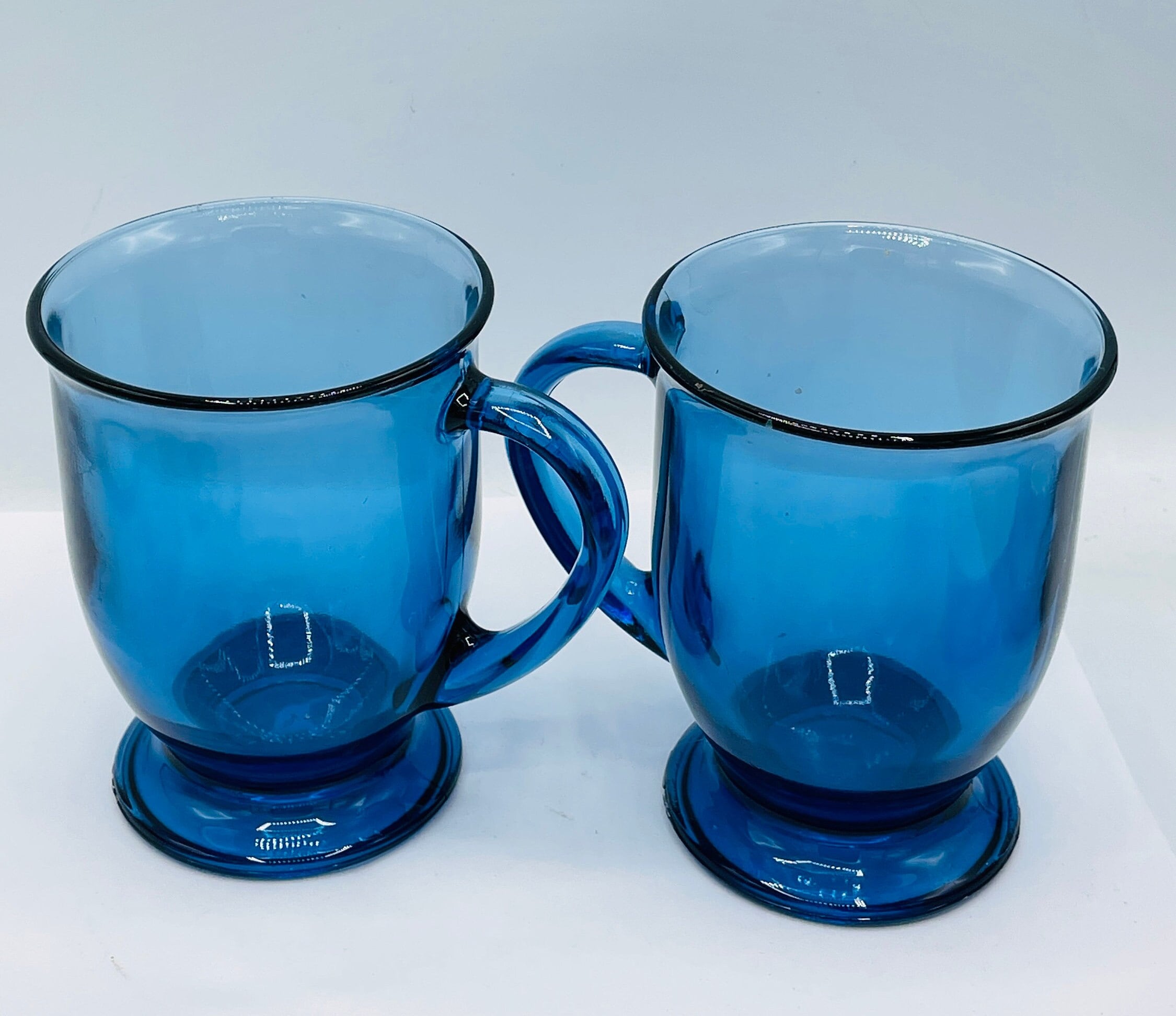 Vintage Pair of Cobalt Blue Glass Coffee Mugs Pedestal Anchor Hocking Chip  Free 