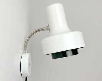 White wall lamp / Wall sconce / minimalist / Scandinavian / modernist / by Elidus / Sweden 70s - 80s