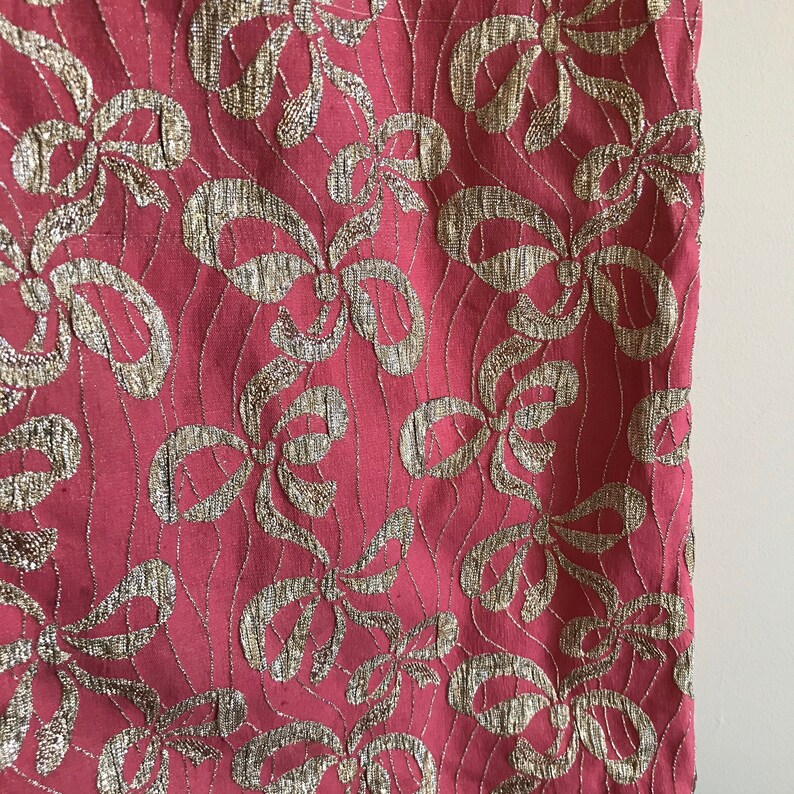 Vintage 60s 70s pink mini dress pink ruffle dress vintage mini silver gold metallic thread bow print sparkly glitter hol