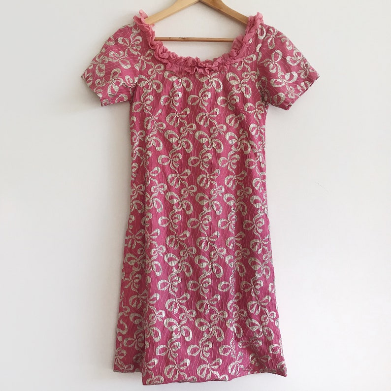 Vintage 60s 70s pink mini dress pink ruffle dress vintage mini silver gold metallic thread bow print sparkly glitter hol