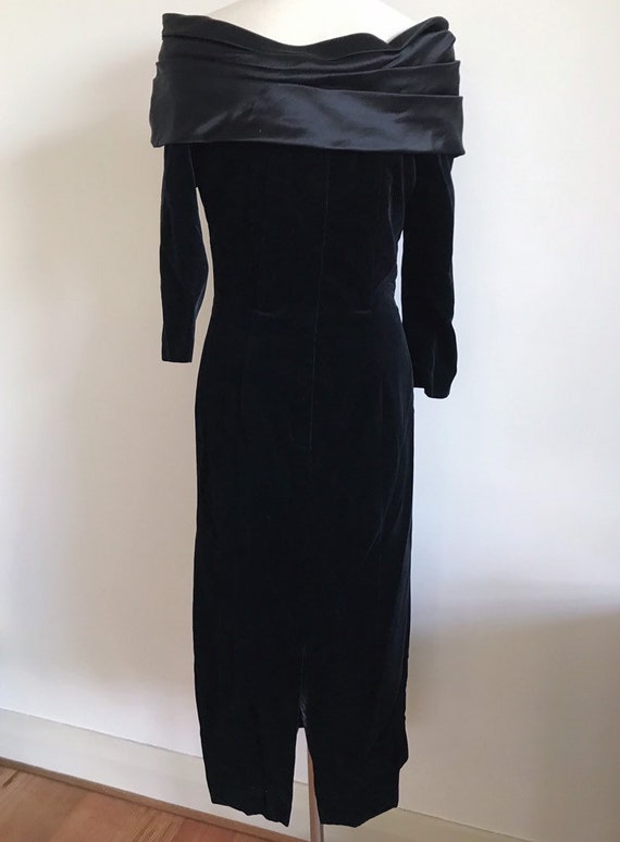 Vintage black velvet dress / off shoulder formal … - image 8