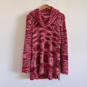 Vintage y2k 90s pink knit sweater turtleneck jumper bobble chenille long knit.
