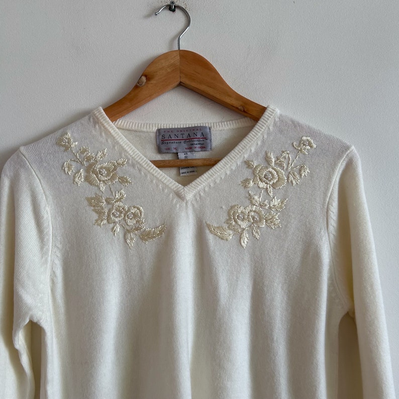 Pull vintage crème blanc Pull en tricot Floral doux brodé de fleurs image 6