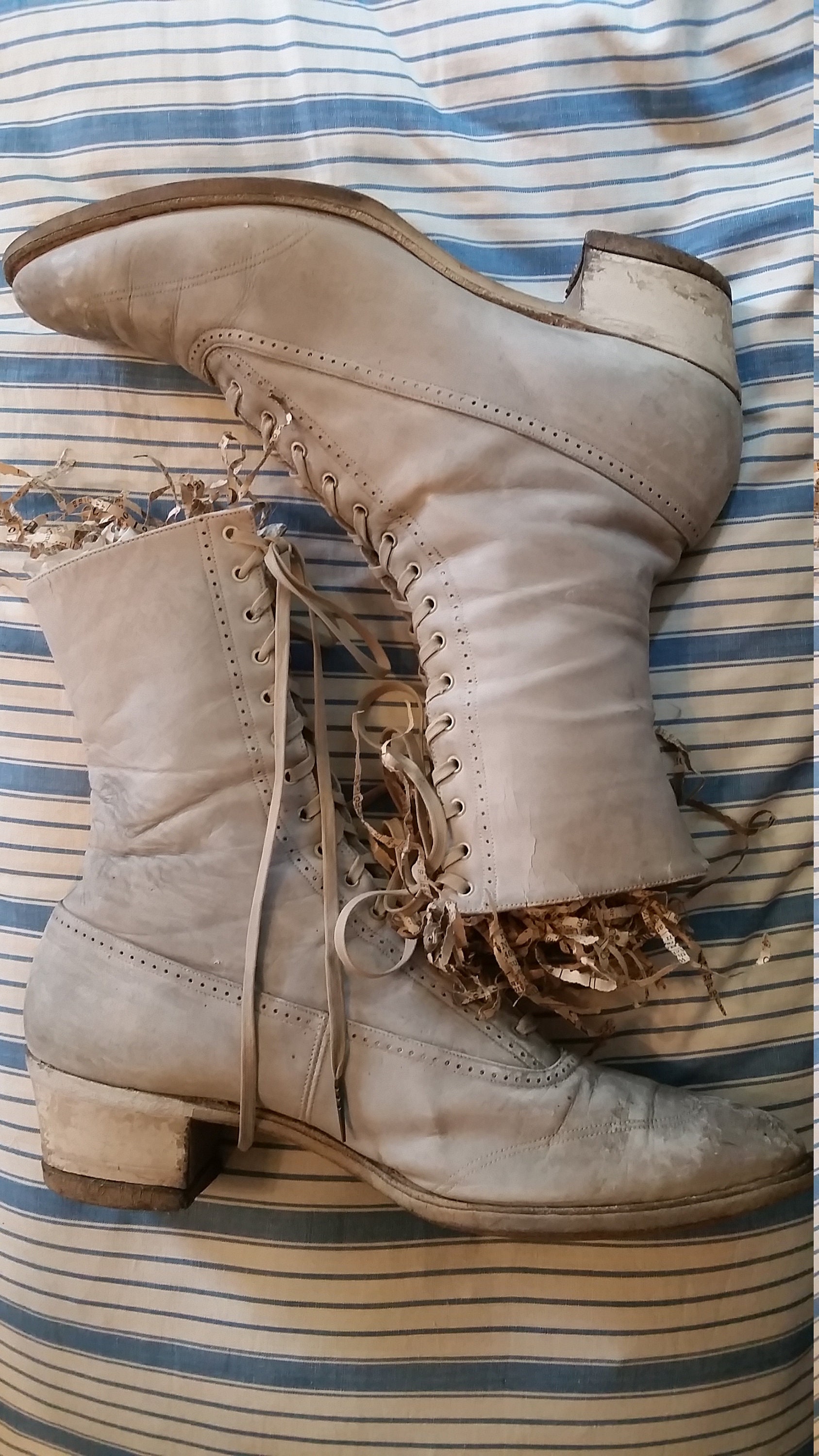 RESERVED ON HOLD Victorian botas Edwardian blanco botas RESERVED ON HOLD HOLD HOLD Victorian botas Edwardian blanco botas b0e616