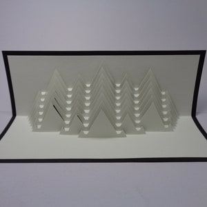 Il biglietto pop-up con architettura origamica dell'Himalaya