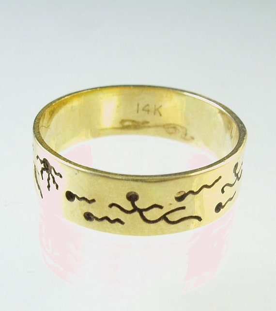 Items similar to Swimmers ring,Wedding Band, 14 karat gold ring