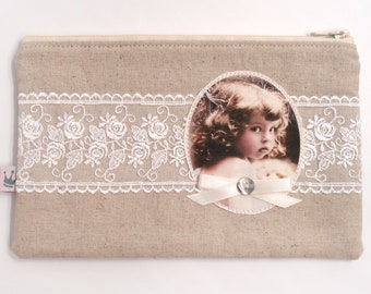 Zipper Pouch «Little Girl» Beige