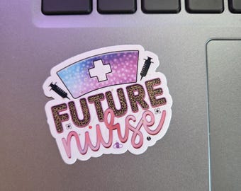 Sticker toekomstige verpleegster: je kiest het formaat voor laptops, bekers en meer