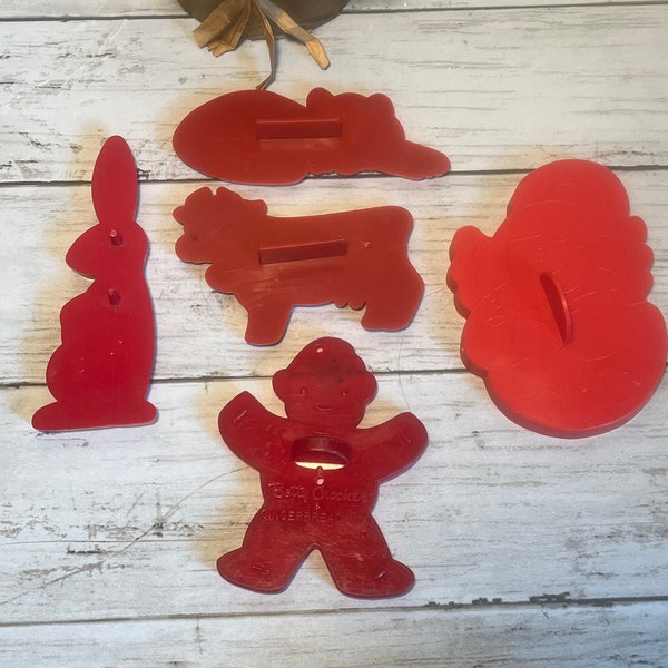 Vintage Red Plastic Cookie Cutters, Lot of 5, Kitchen Baking, Arts and Crafts