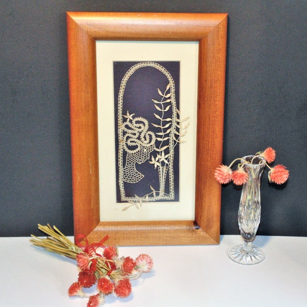 Vintage Crochet Lace Picture Framed Under Glass Home Decor Granny Chic Wall Hanging