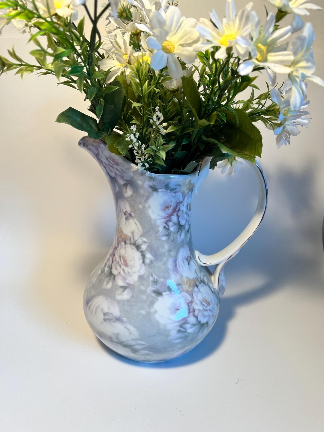 MAI Plus Rose Pitcher - Elegant Glass Beverage Server | Kitchen Drink Dispenser