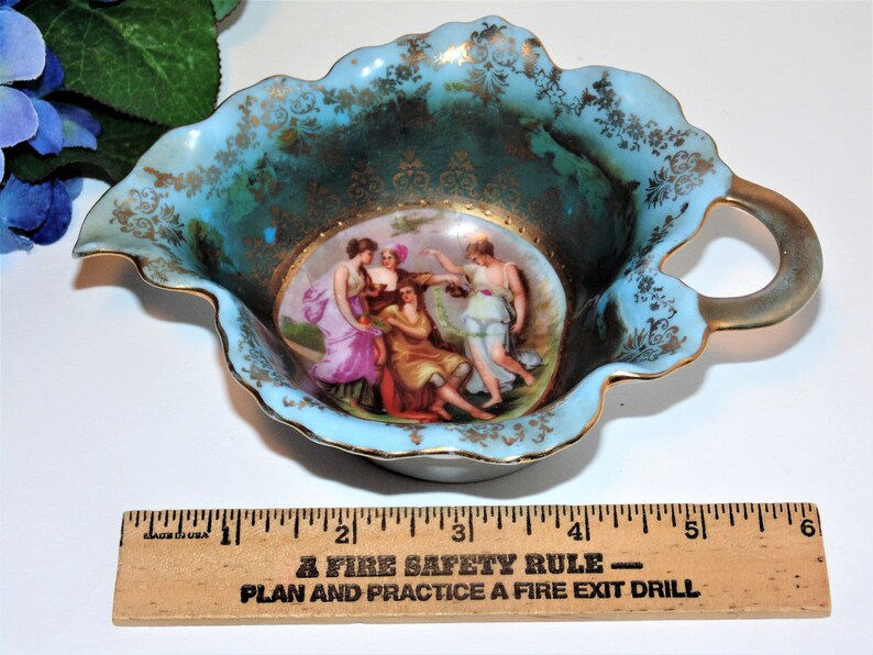 Victoria Carlsbad Austria Roman Women Set of 2 Leaf Shaped | Etsy