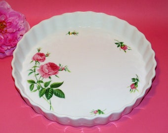 Vintage Christineholm Tart or Quiche Pan, Porcelain Fluted Baking Dish, Pretty Casserole Baker, White With Pink Roses, 9.5 Inch Baking Pan
