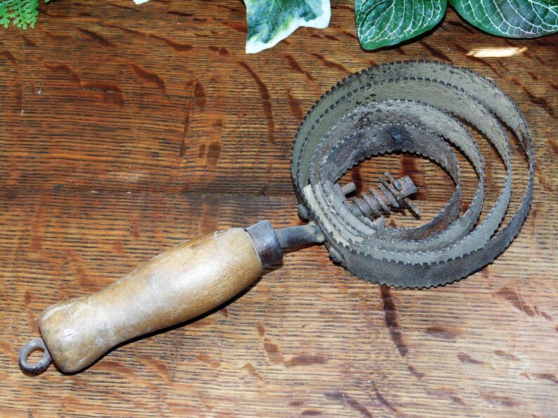 Vintage Horse Equine Curry Comb Rusty Metal w/Wood Handle Etsy