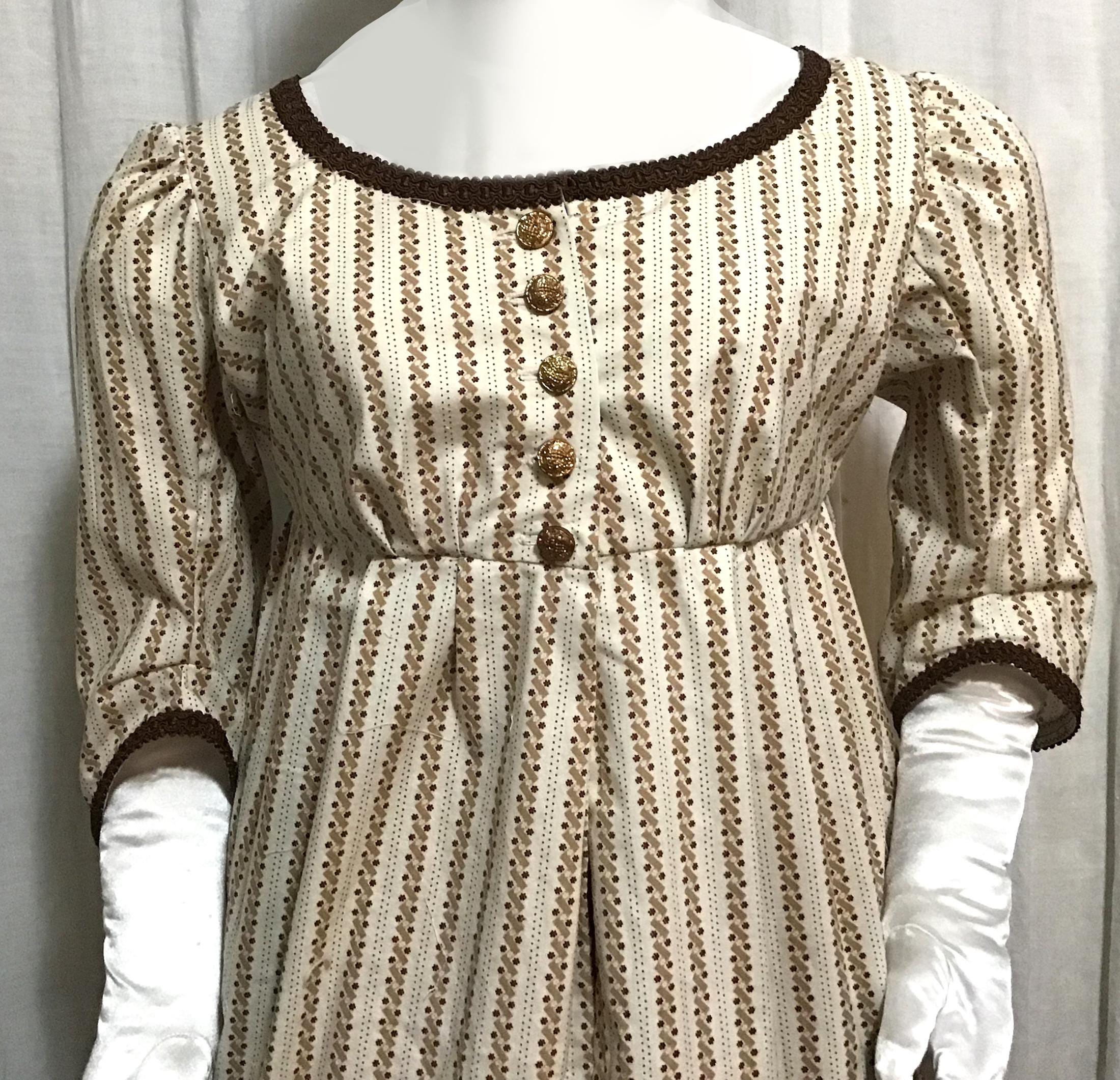 Top Half Robe Regency -‘half-robe” Ensemble - Zig-zag Brown Print – Bust 36 - Robe ...