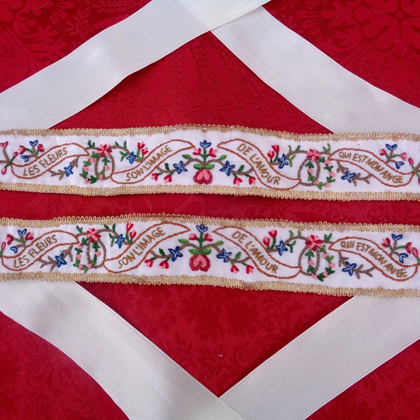 18th c. style Hand Embroidered Ladies’ Silk Garters – Les Fleurs de l’Amour