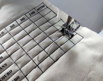 Organizador de agujas para máquina de coser con marco de cuadrícula: etiqueta termoadhesiva en PDF
