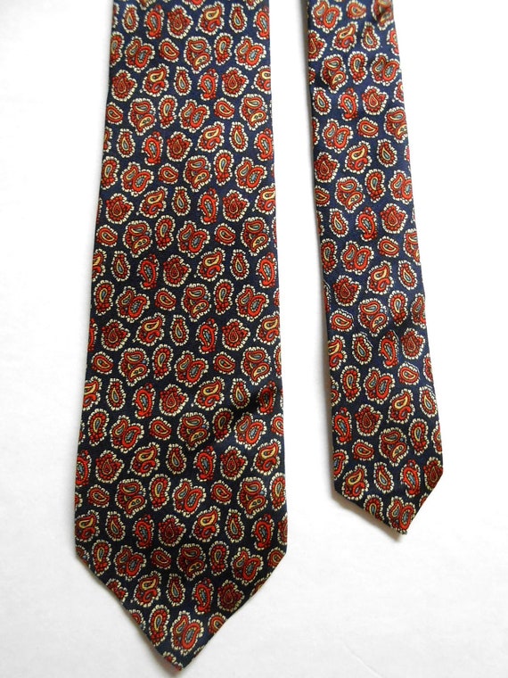 Vintage Marshall Fields Paisley Silk   Necktie