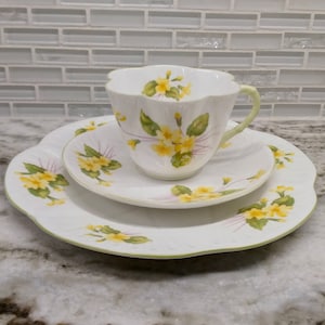 Shelley Dainty Primrose tea trio, Shelley tea cup trio, English bone china, floral teacup, Primrose pattern dainty shape, yellow flower