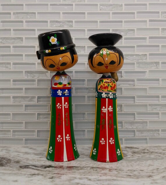 korean kokeshi dolls