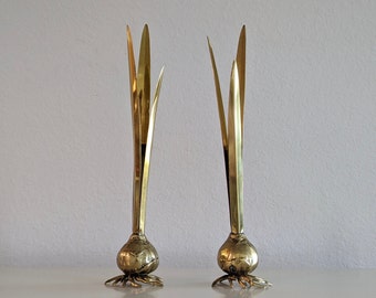 Vintage 1985 Carnivale Brass Onion Bulb Candlestick, vintage brass bud vase, Carnivale onions 13"