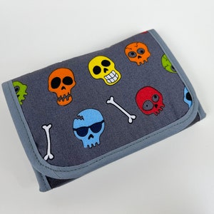 Wallet 'Skulls' grey
